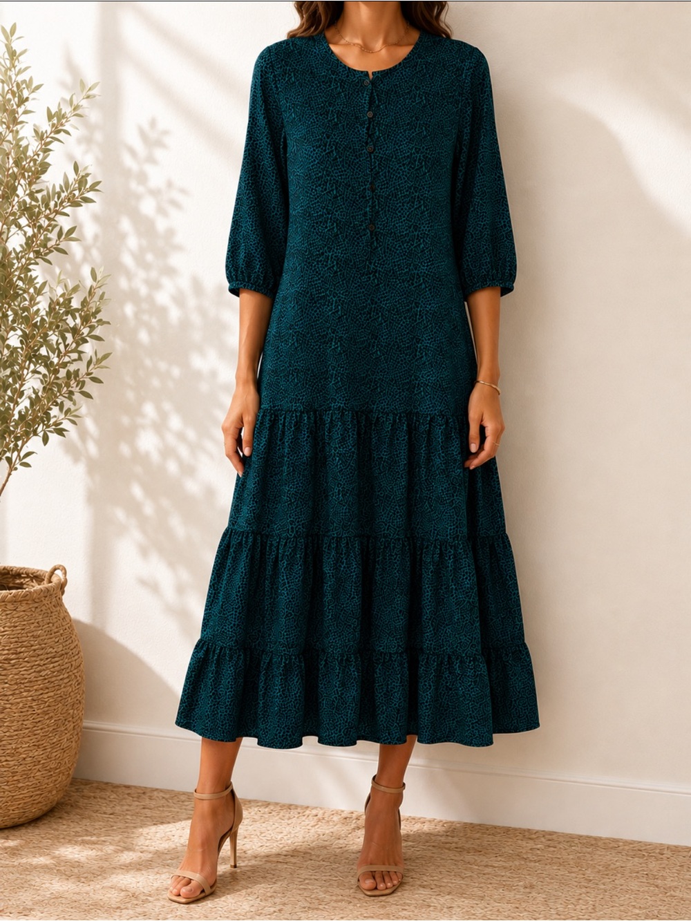 Wednesday Teal Printed Tiered Midi Dress Size Large Great Condition lightweight